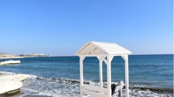 gubernatora pludmale, Kipra