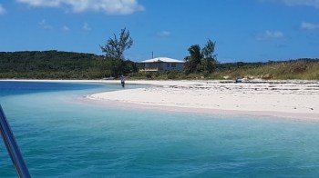 Кларенс Таун, Bahamy