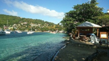 Порт Елизабетх, Svätý Vincent a Grenadíny