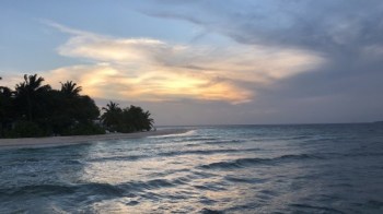 Ari atolas, Maldyvai