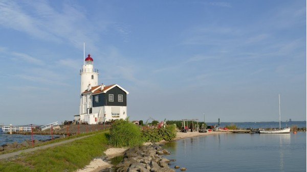 Marken