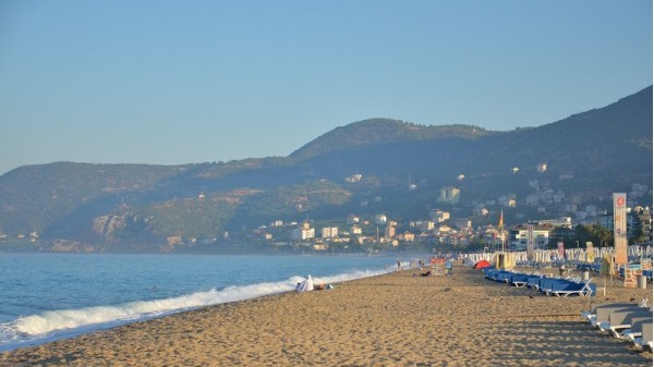 Kleopatra Beach