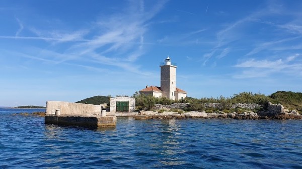 Otok Sestrunj