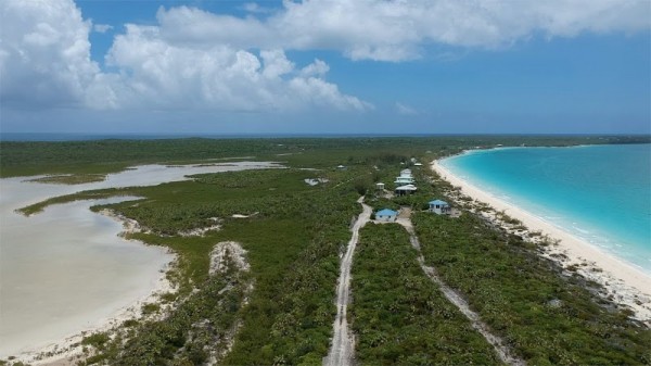 Pigeon Cay Beach