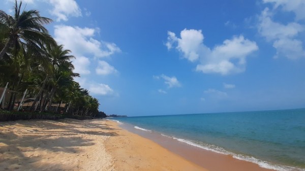 Mae Nam Beach