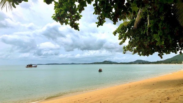 Mae Nam Beach