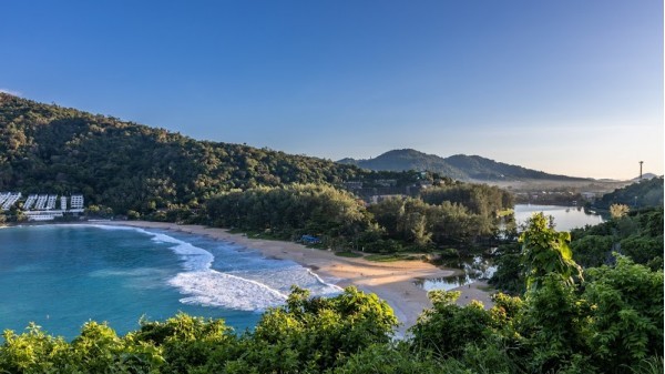 Nai Harn Beach