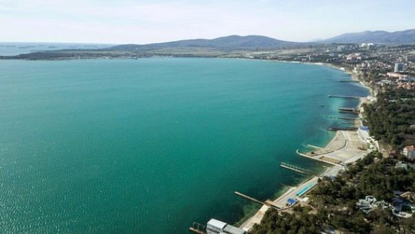 Температура воды в Геленджике в октябре