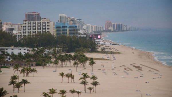 Water temperature in Fort Lauderdale in Atlantic Ocean now